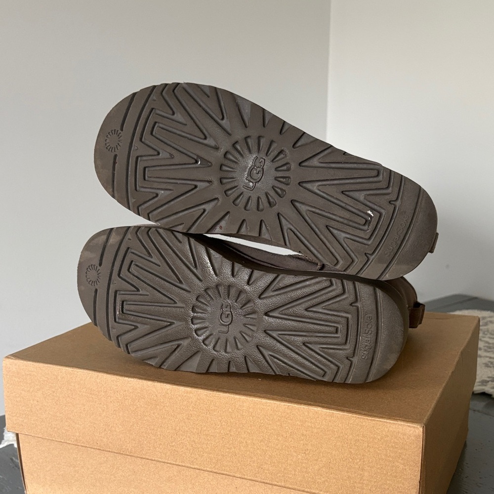 Ugg Classic Platform Winter Boots - image 4